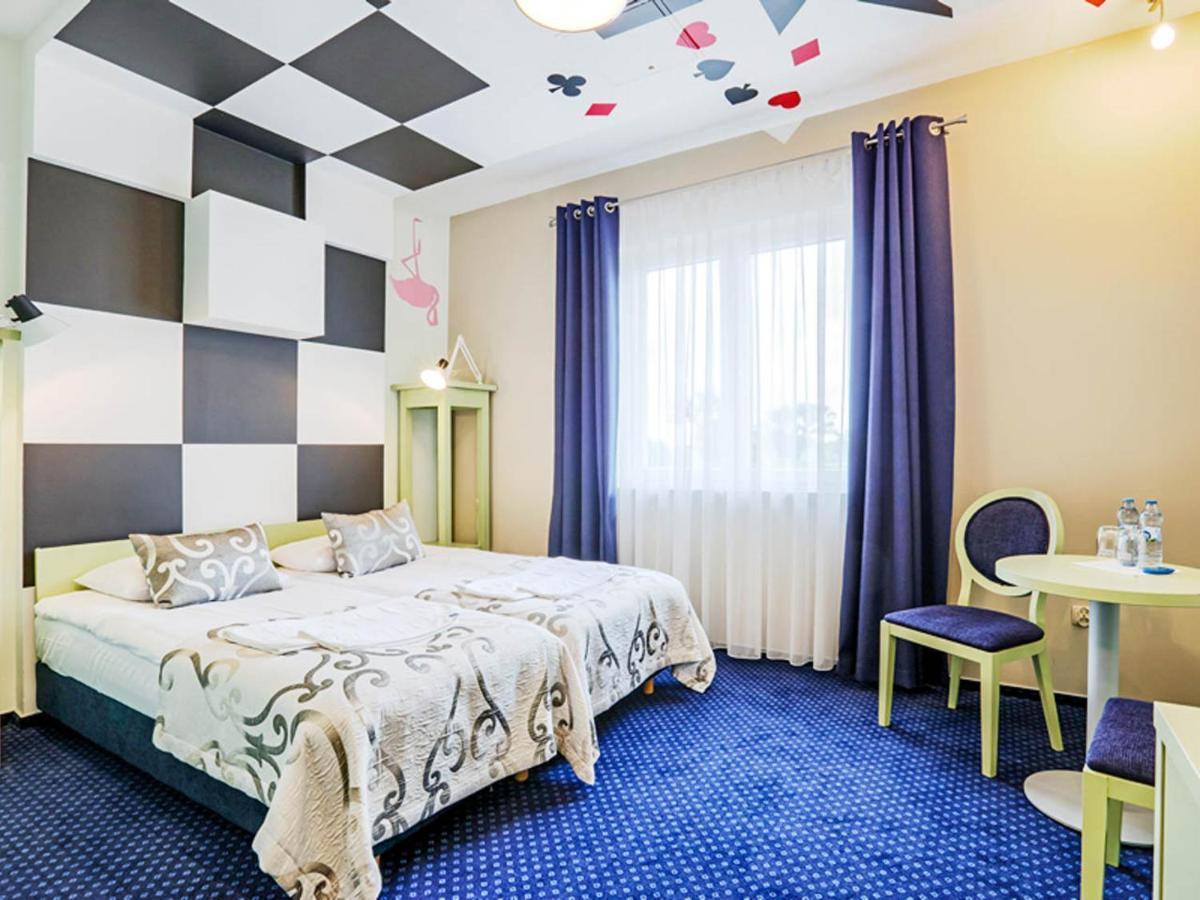 Hotel Magiczny Zakatek Raszowa ภายนอก รูปภาพ