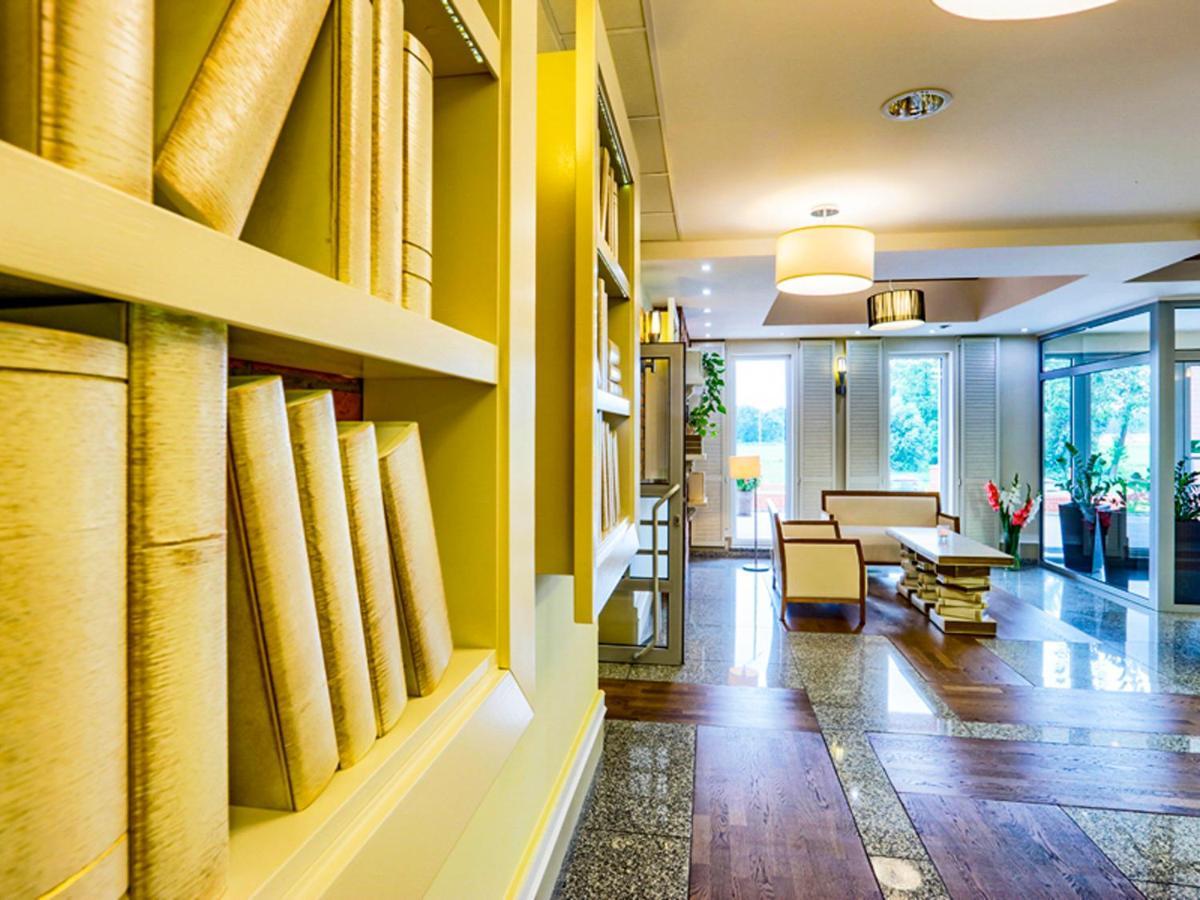 Hotel Magiczny Zakatek Raszowa ภายนอก รูปภาพ